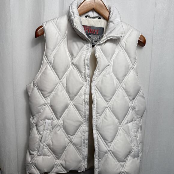 Women's White Puffer Down Vest Size XL Quilted Lightweight Pockets EUC Canadian - Picture 2 of 11